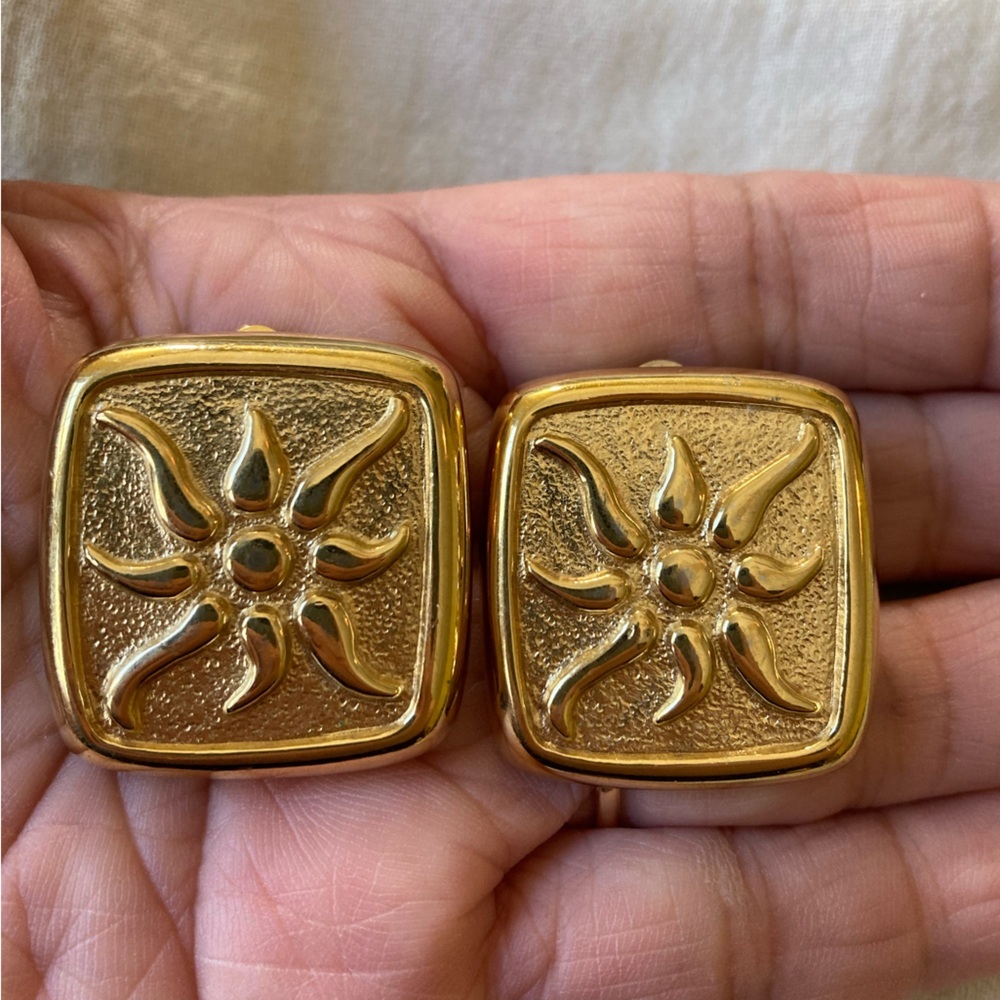 Givenchy Vintage Starburst Sunburst Square‎ Clip on Earrings - Picture 5 of 10